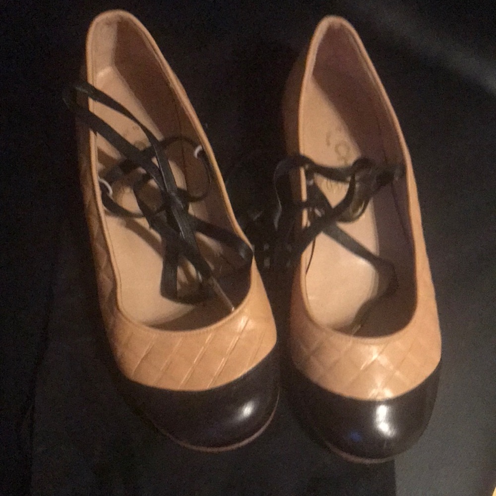Chanel Flats Authentic Like New